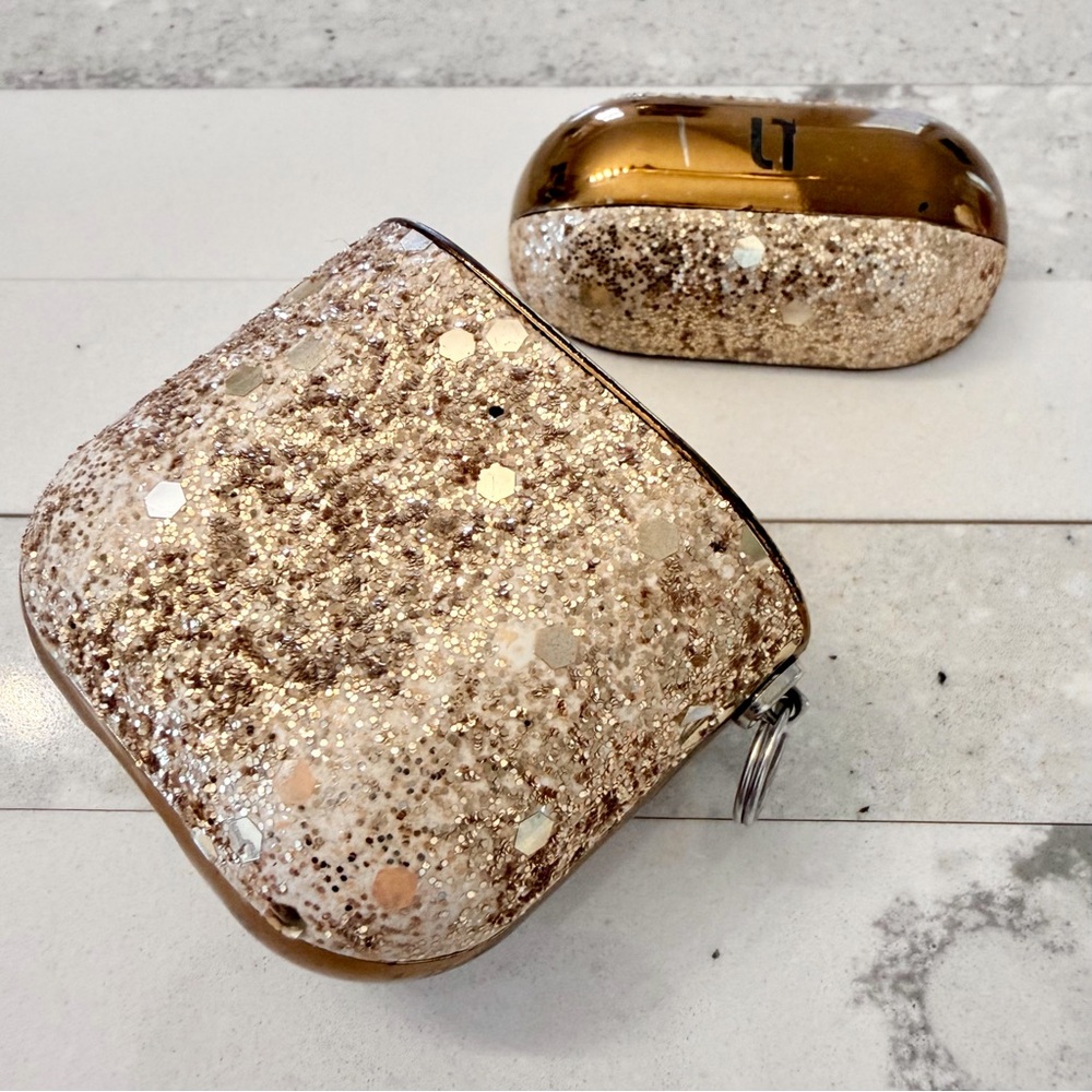 Glittery Gold AirPods (A2031) Case - Picture 5 of 9